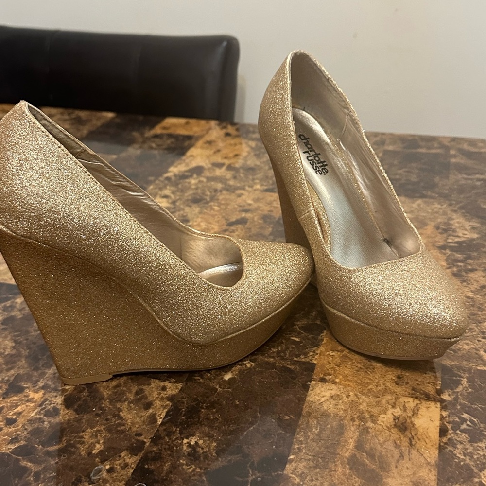 Glitter wedge